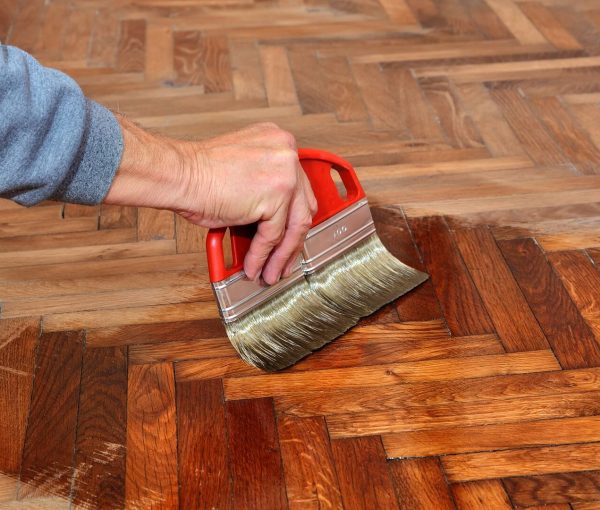 Should-you-refinish-or-replace-hardwood-floor